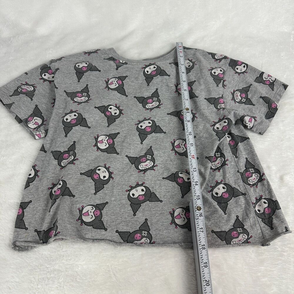 Kuromi By Sanrio Womens Size XS Crop Top Hello Kitty And Friends Gray Allover - Picture 5 of 9